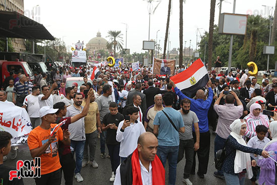 مسيرة  بجامعة القاهرة تناشد الرئيس السيسى بالترشح  (3)