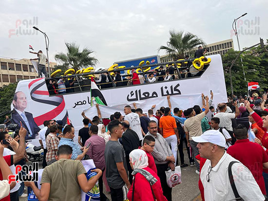 151815--مسيرة-تضم-الالاف-من-أعضاء-هيئة-التدريس-والعاملين-بكليات-جامعة-القاهرة-(7)