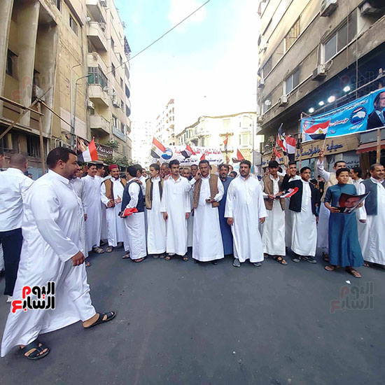 مسيرة-للقبائل-العربية-تصل-ميدان-القائد-إبراهيم--(4)