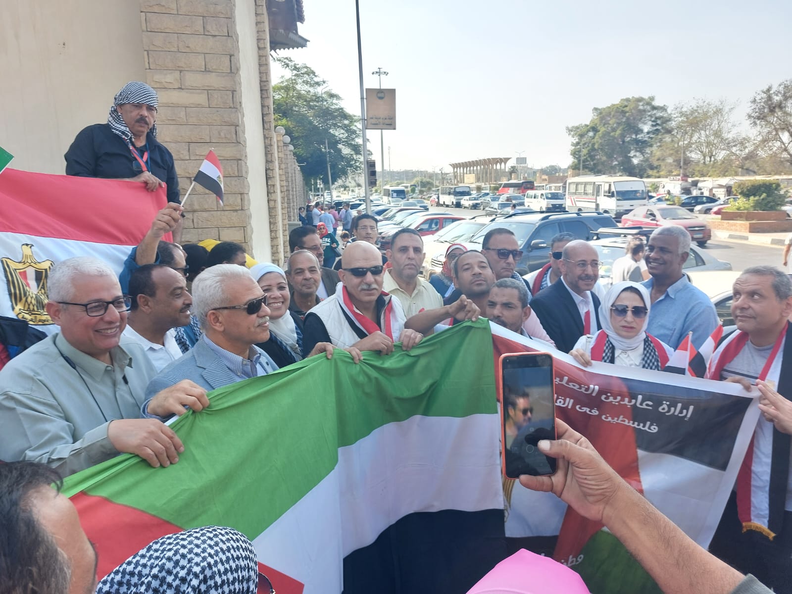 مسيرة لقيادات تعليم القاهرة للتضامن مع فلسطين ورفض التهجير (2)