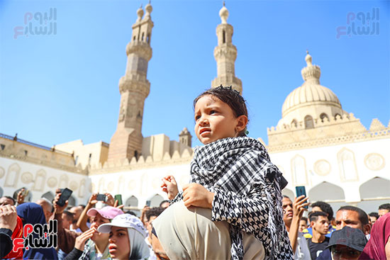 طفلة تهتف دعما للأشقاء فى فلسطين (4)