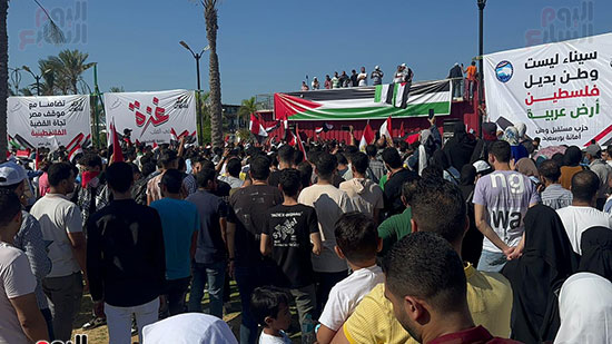 تجمعات-حاشدة-فى-ميدان-٣--٧-ببورسعيد-تضامنا-مع-أهالى-غزة-(5)