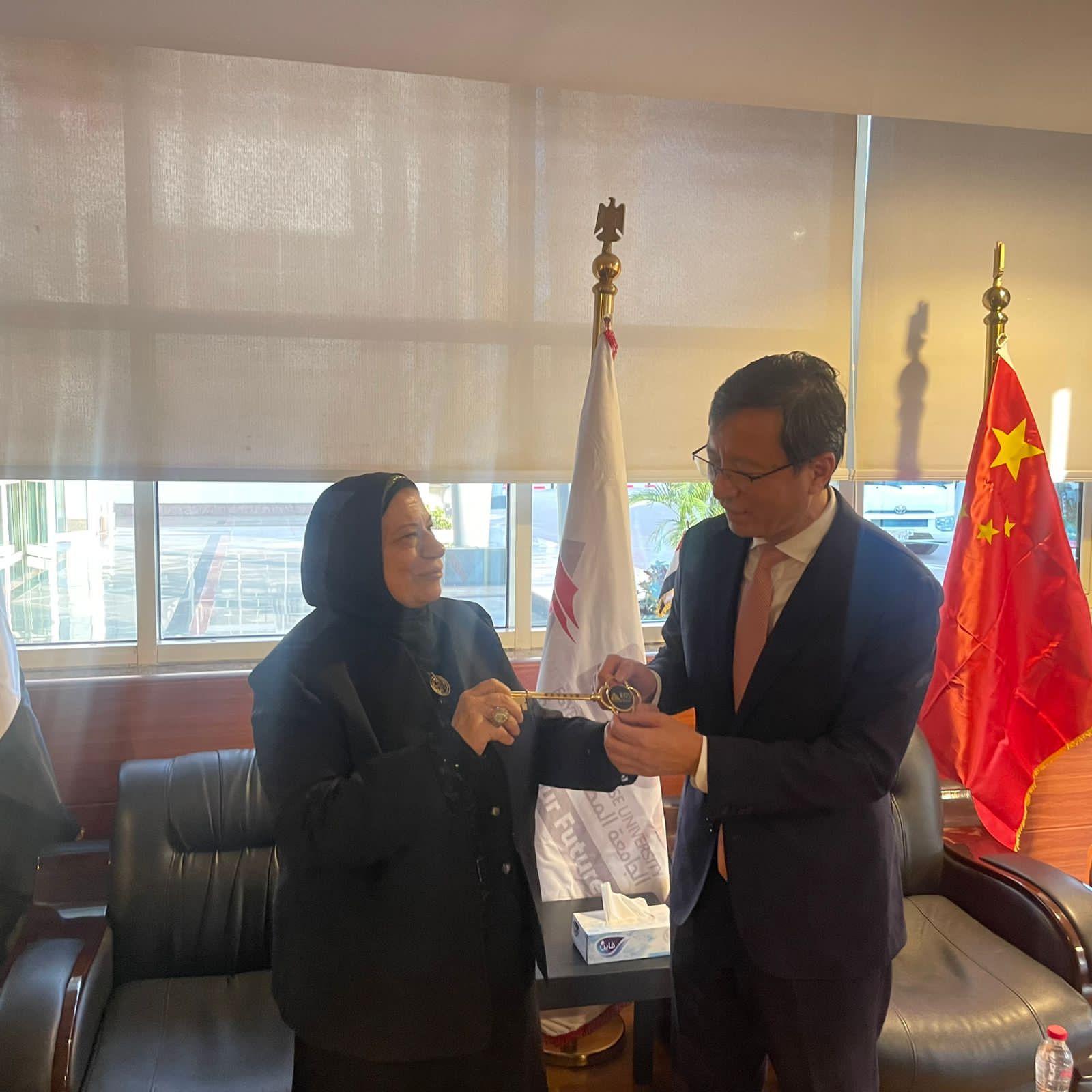 الجامعة المصرية الصينية تستقبل نائب وزير التعليم الصيني (3)