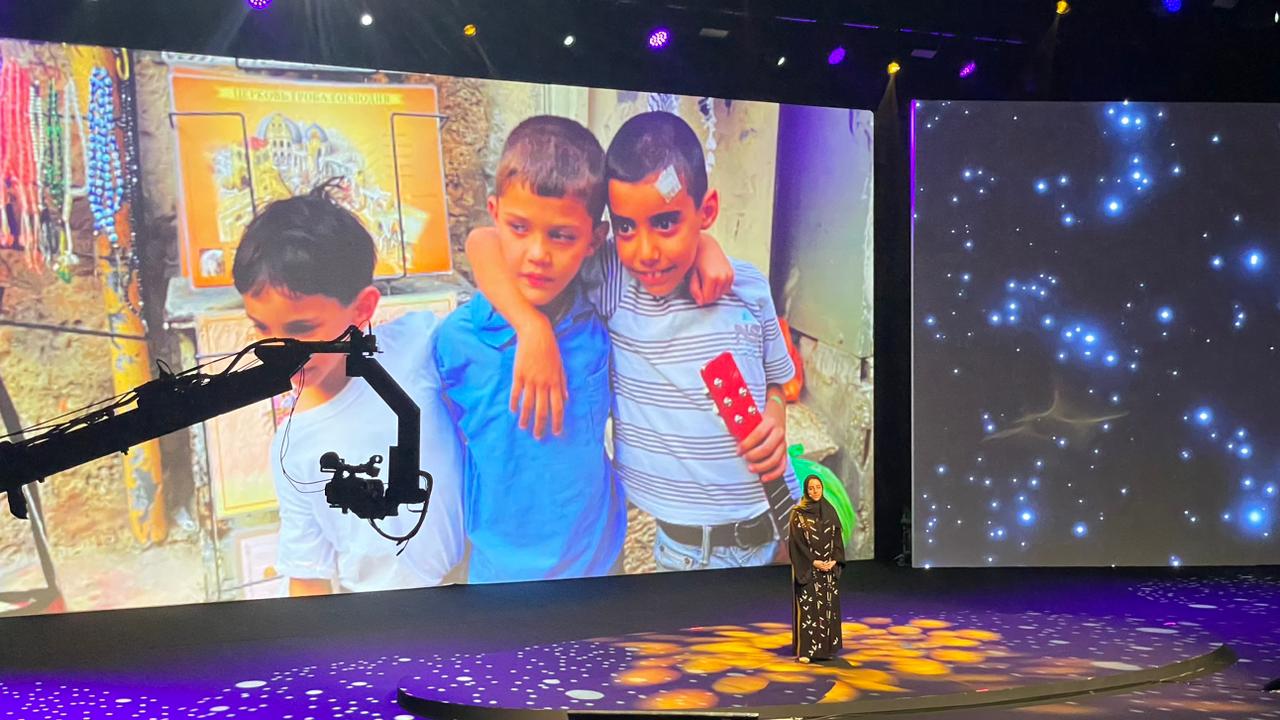 جواهر بنت عبدالله القاسمي تطلب الوقوف دقيقة حداد لـ أطفال فلسطين في افتتاح مهرجان الشارقة السينمائي الدولي للأطفال والشباب (1)