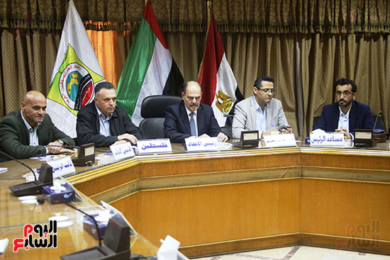 الصحفيين العرب (13)