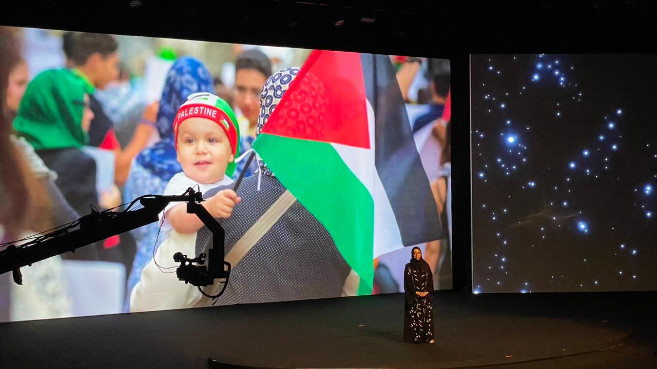 جواهر بنت عبدالله القاسمي تطلب الوقوف دقيقة حداد لـ أطفال فلسطين في افتتاح مهرجان الشارقة السينمائي الدولي للأطفال والشباب (2)