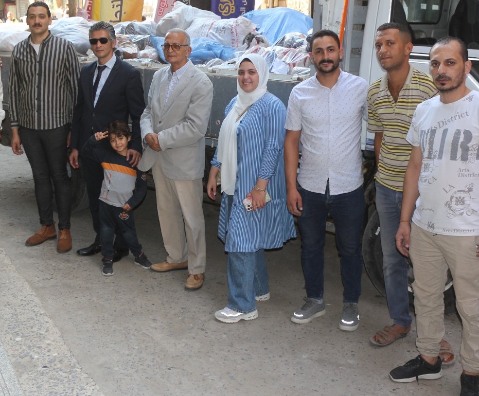 أسرة مصرية تدعم غزة بـ 10 أطنان