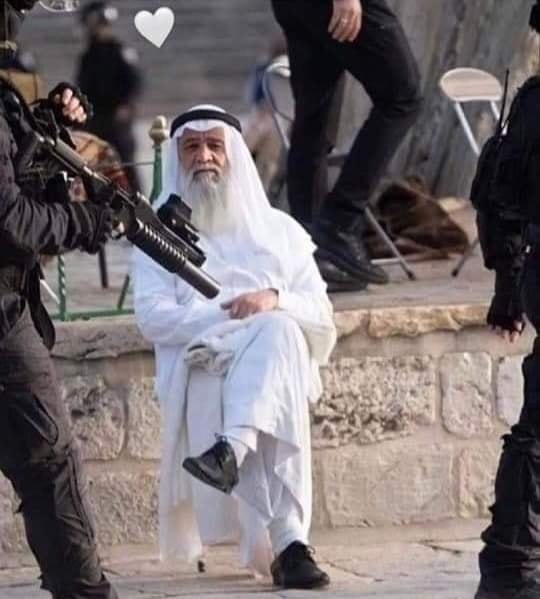 مسن فلسطينى آخر