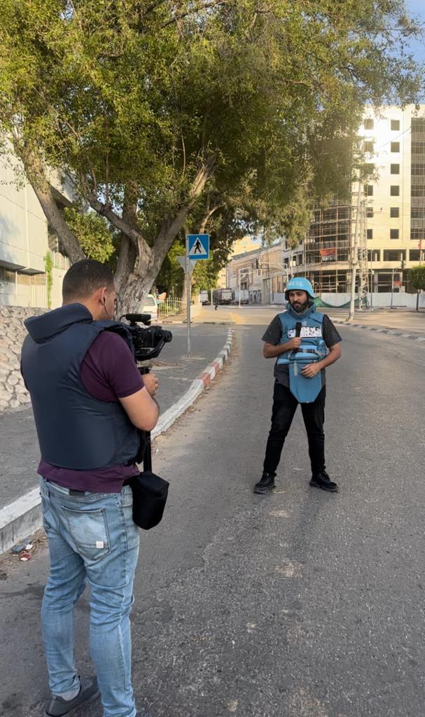 الزميل الصحفي أنس النجار من شوارع غزة
