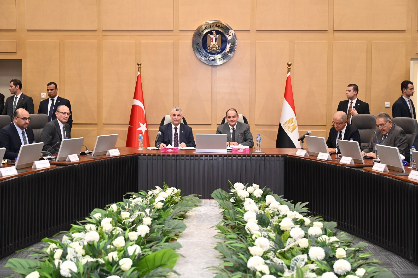 لقاء وزير التجارة والصناعة المصري بنظيره التركي