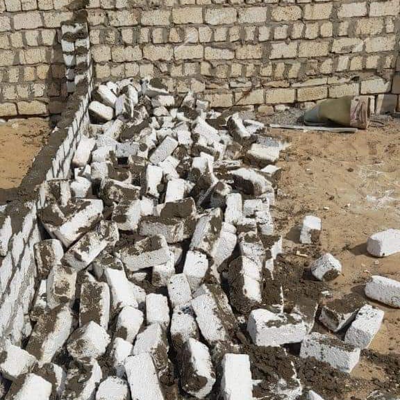 إزالة مبنى مخالفة بالعامرية بالإسكندرية