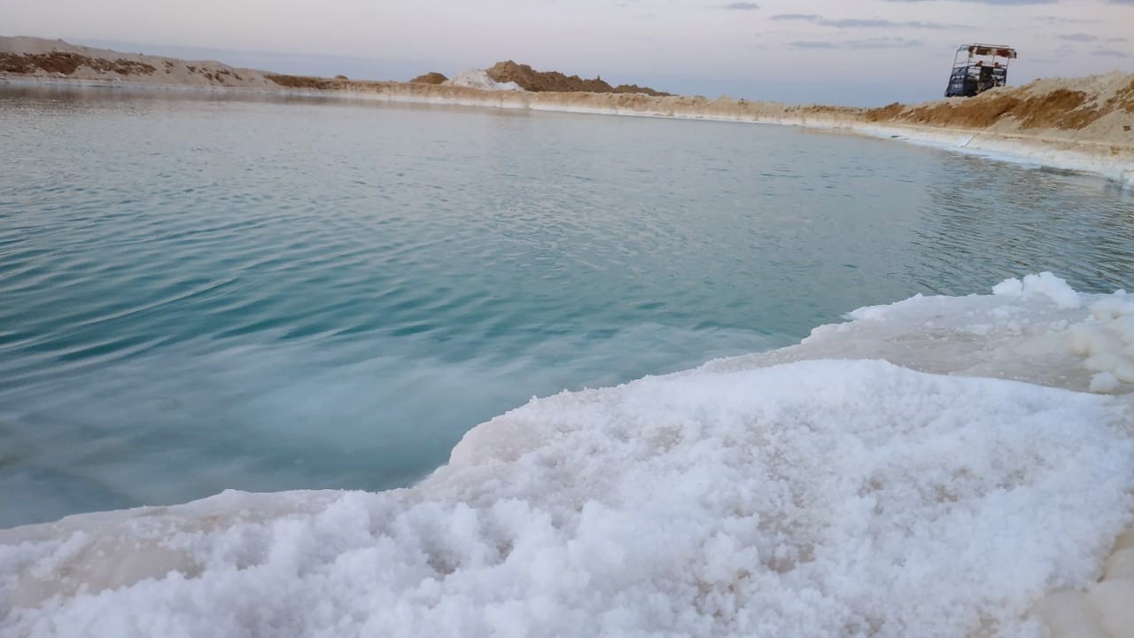 مناجم الملح في سيوة تتحول لبحيرات رائعة الجمال