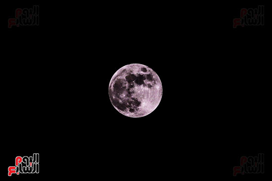 القمر (4)