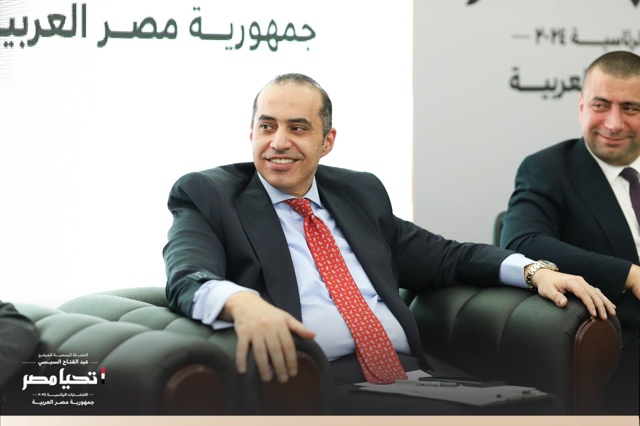 الحملة الرسمية للمرشح الرئاسى عبد الفتاح السيسي تستقبل وفدًا من رؤساء الاتحادات الطلابية   (8)