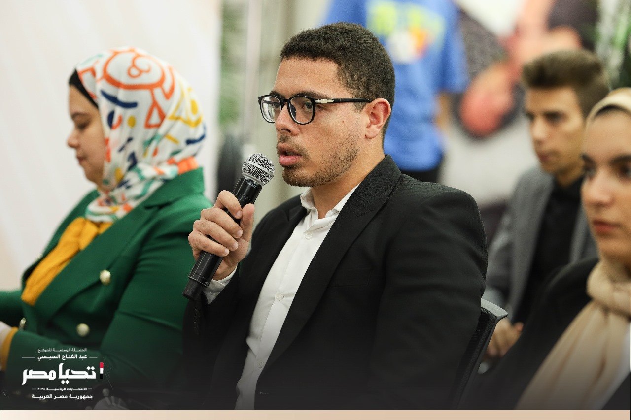 الحملة الرسمية للمرشح الرئاسى عبد الفتاح السيسي تستقبل وفدًا من رؤساء الاتحادات الطلابية   (6)