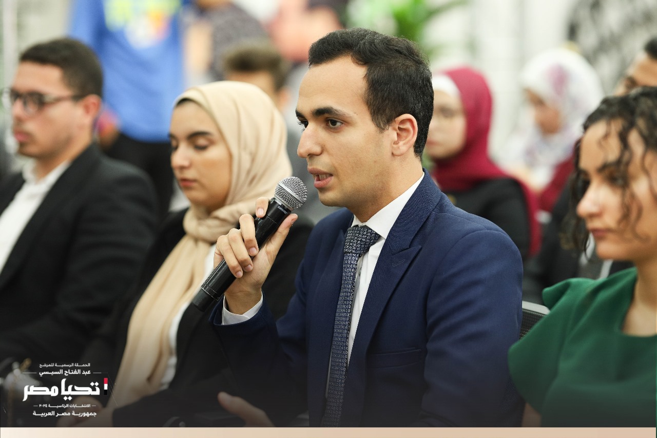 الحملة الرسمية للمرشح الرئاسى عبد الفتاح السيسي تستقبل وفدًا من رؤساء الاتحادات الطلابية   (7)