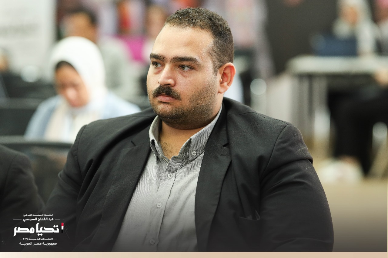 الحملة الرسمية للمرشح الرئاسى عبد الفتاح السيسي تستقبل وفدًا من رؤساء الاتحادات الطلابية   (2)
