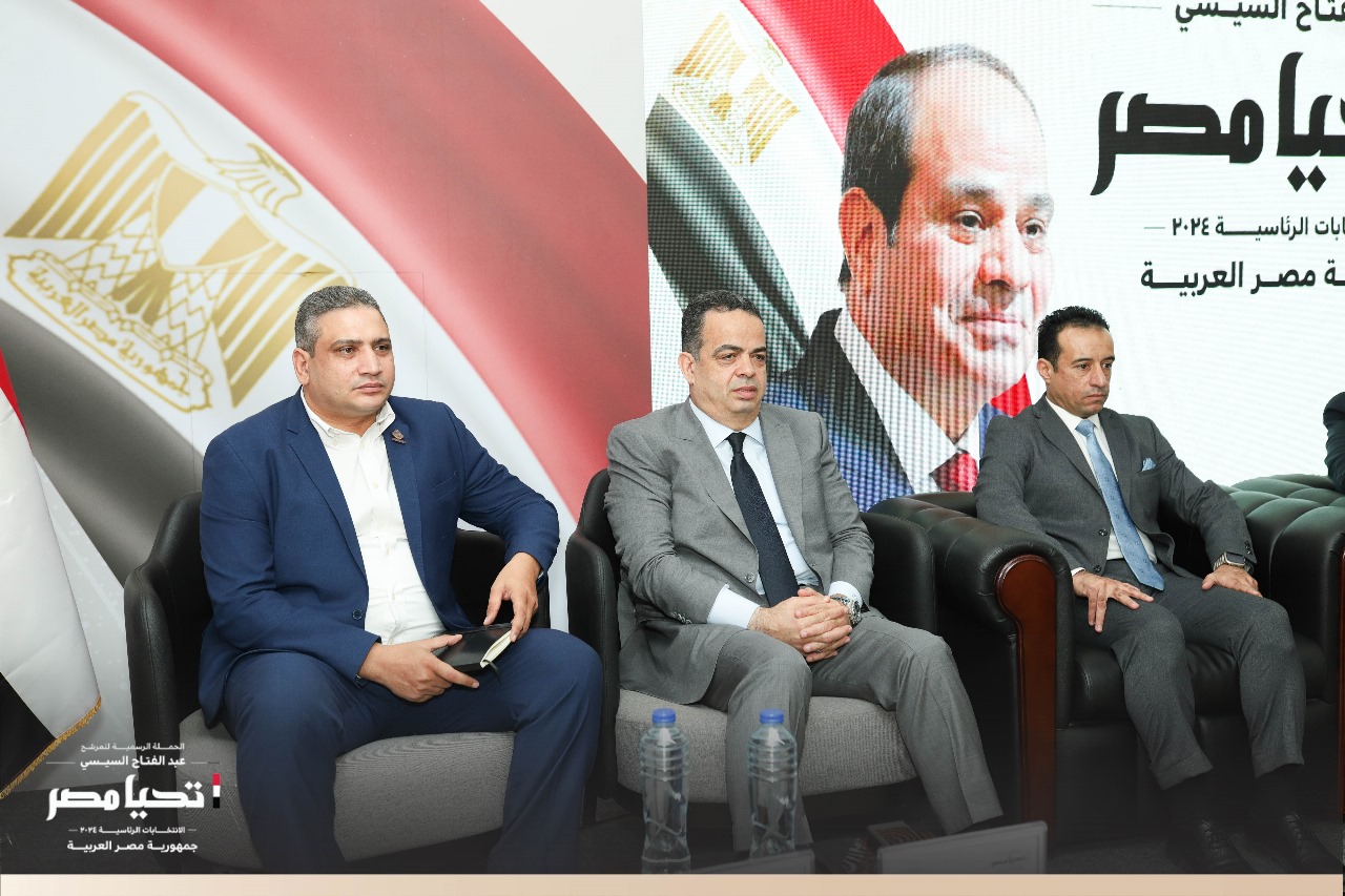 الحملة الرسمية للمرشح الرئاسى عبد الفتاح السيسي تستقبل وفدًا من رؤساء الاتحادات الطلابية   (18)