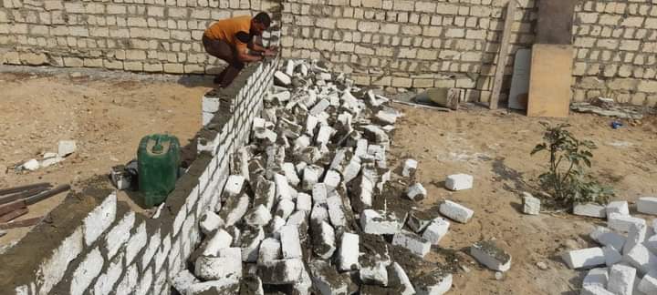 حي العامرية بالإسكندرية إزالة مبنى مخالف