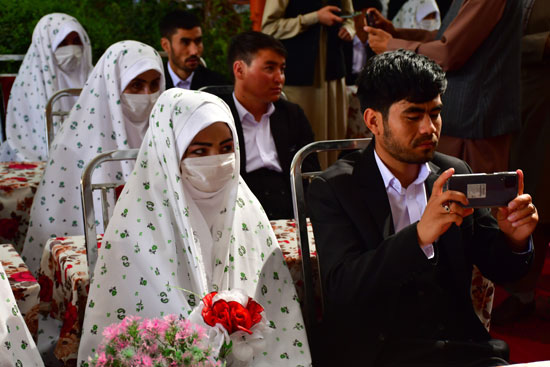 حفل زفاف جماعى فى افغانستان