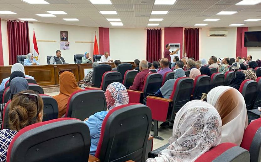 اجتماع قيادات التعليم ببورسعيد
