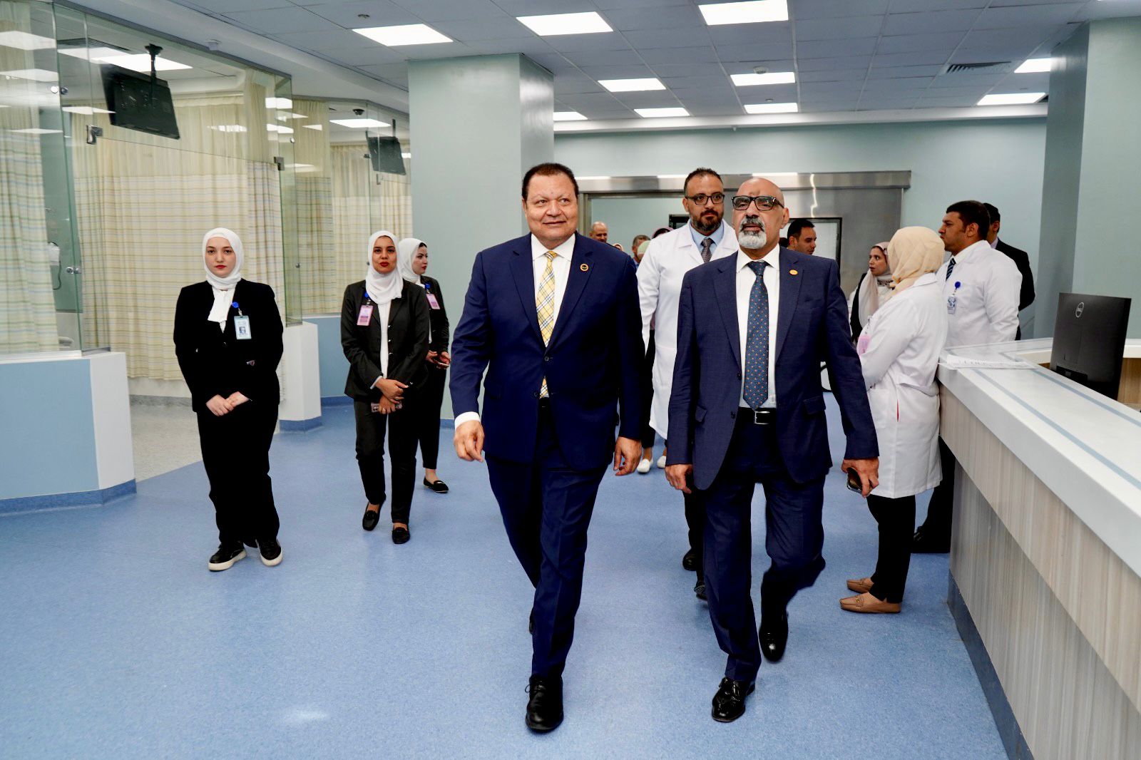 رئيس هيئة الاعتماد والرقابة الصحية يُشيد بجاهزية مستشفى العاصمة الإدارية الجديدة (8)