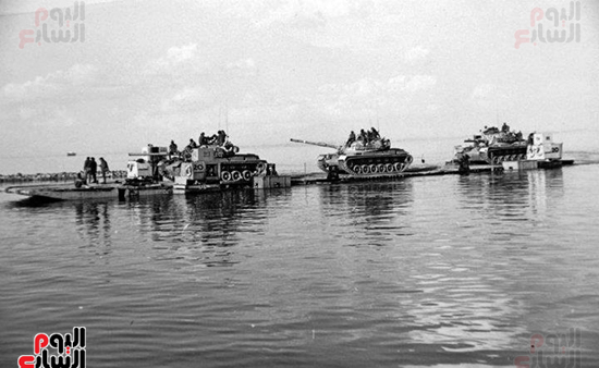 القوات المصرية أثناء عبور القناة