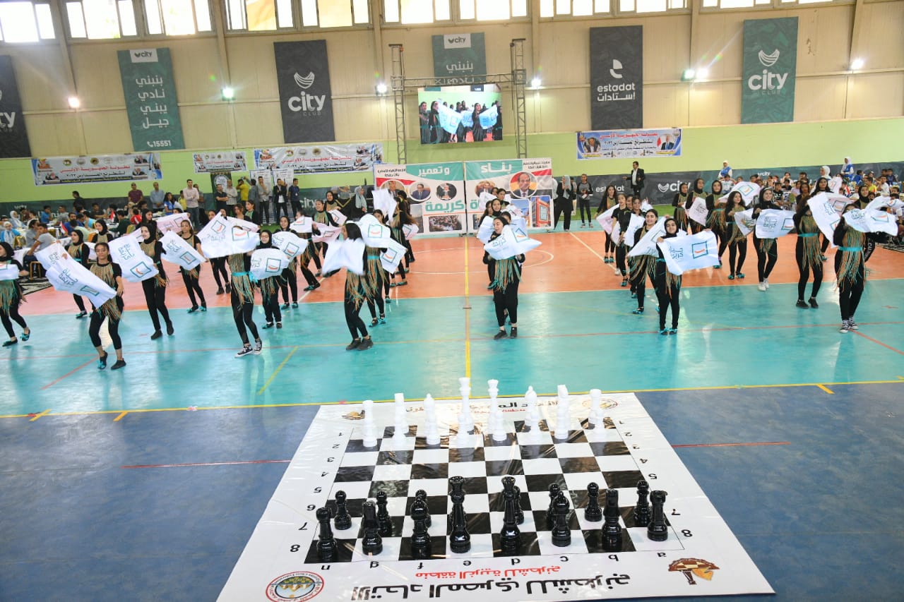 المحافظ يفتتح بطولة الجمهورية الأولى لشطرنج المدارس (9)