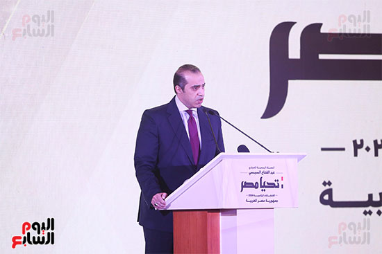 محمود فوزى (15)