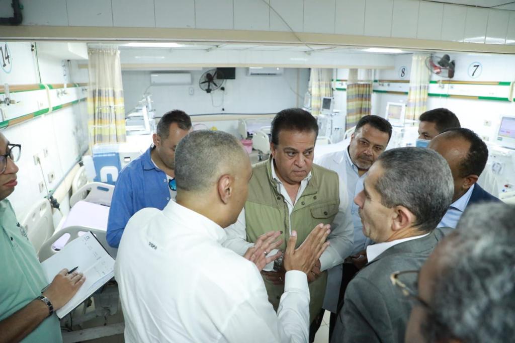 جولة وزير الصحة فى مستشفى قلب المحلة ومستشفى المحلة العام (10)