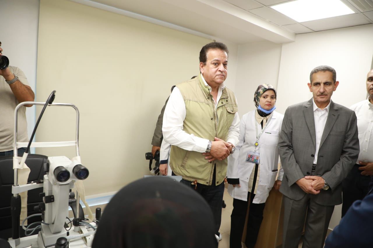 وزير الصحة يتفقد موقع إنشاء مستشفي طنطا العام وأورام طنطا الجديد (7)