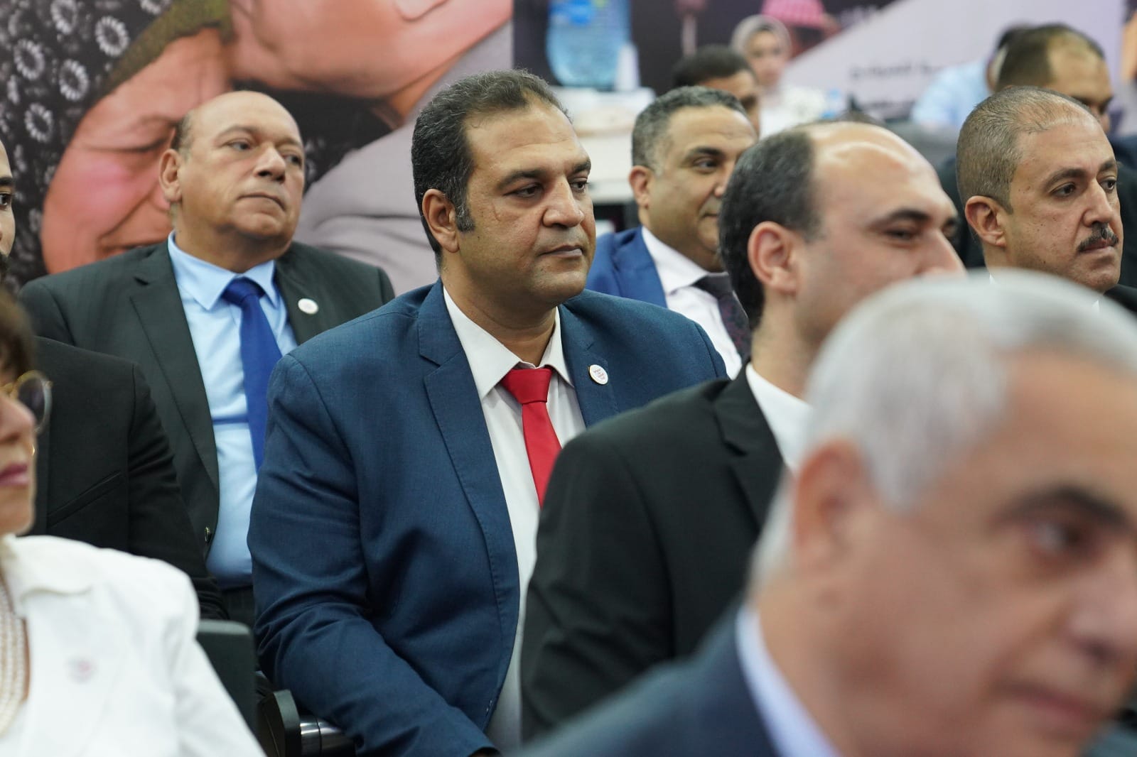 الحملة الرسمية للمرشح الرئاسى عبد الفتاح السيسي تستقبل وفداً من حزب المصريين الأحرار    (2)