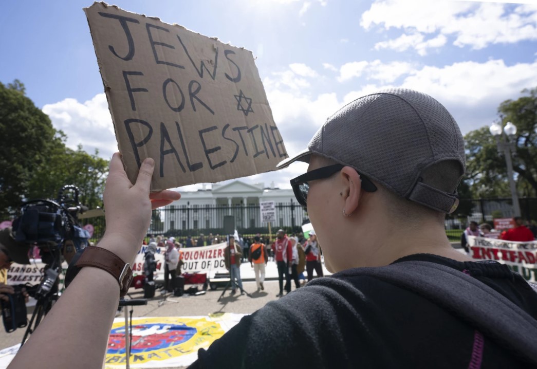 يهود مساندون لفلسطين