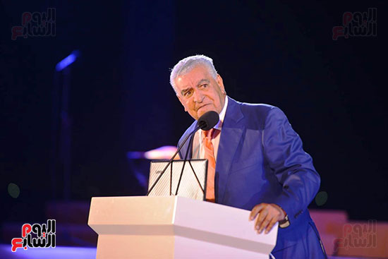 تحتفل بتتويج مصر أول دولة فى العالم تقضى على فيروس سى (16)