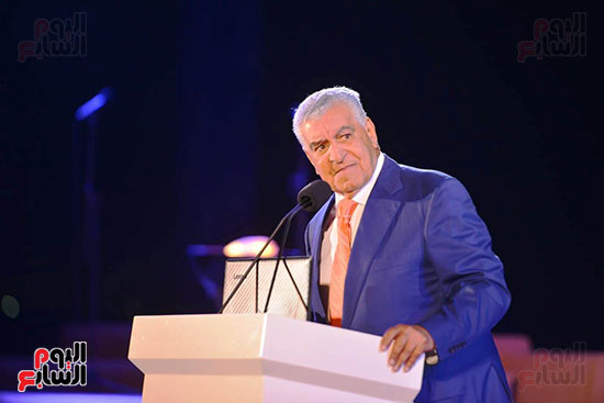 تحتفل بتتويج مصر أول دولة فى العالم تقضى على فيروس سى (17)