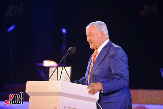 تحتفل بتتويج مصر أول دولة فى العالم تقضى على فيروس سى (19)