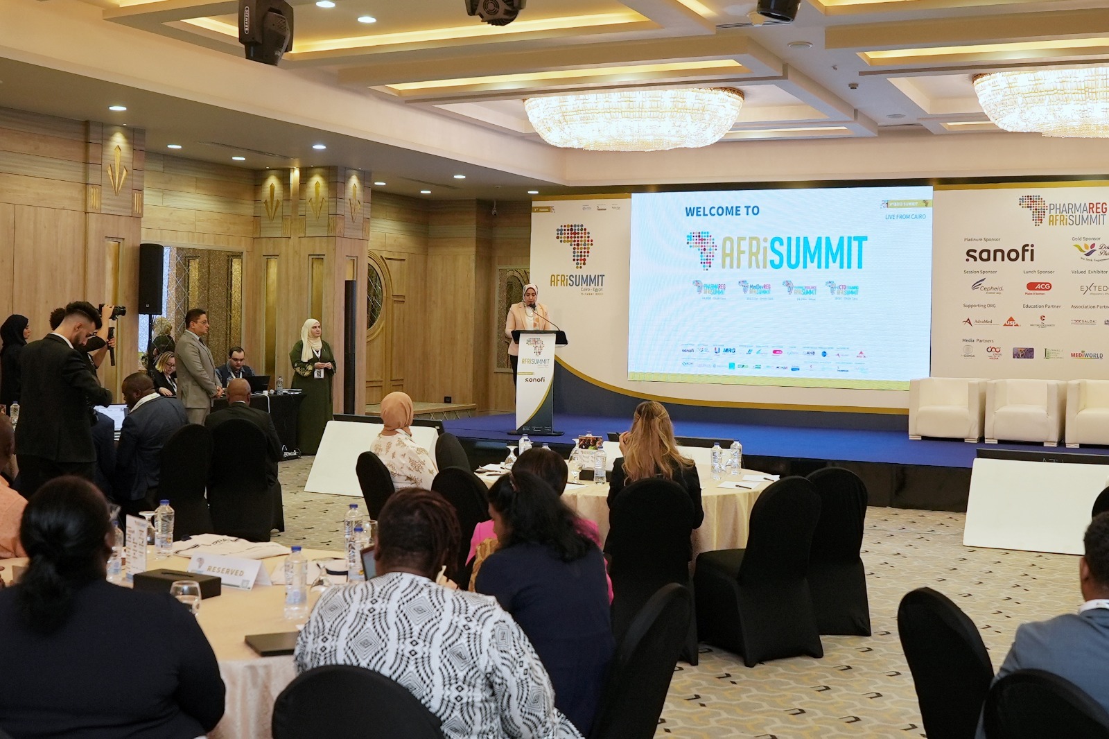 هيئة الدواء تشارك في مؤتمر القمة الأفريقية لشئون الدواء (2)