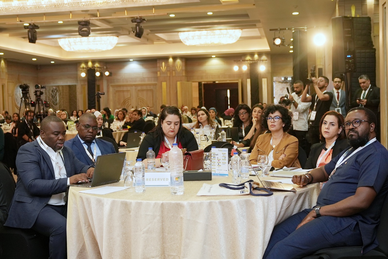 هيئة الدواء تشارك في مؤتمر القمة الأفريقية لشئون الدواء (3)