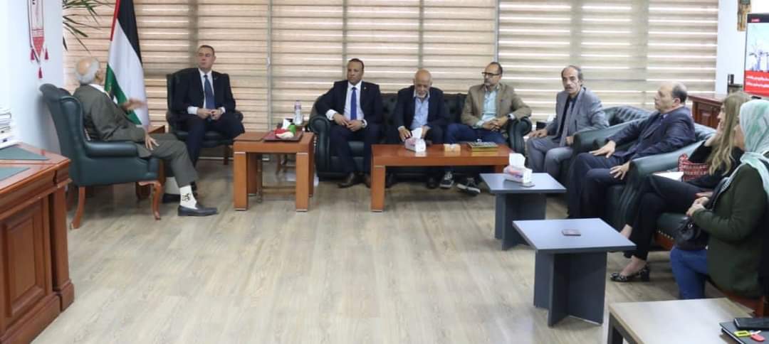 حزب العربي الناصري يلتقي سفير فلسطين (3)