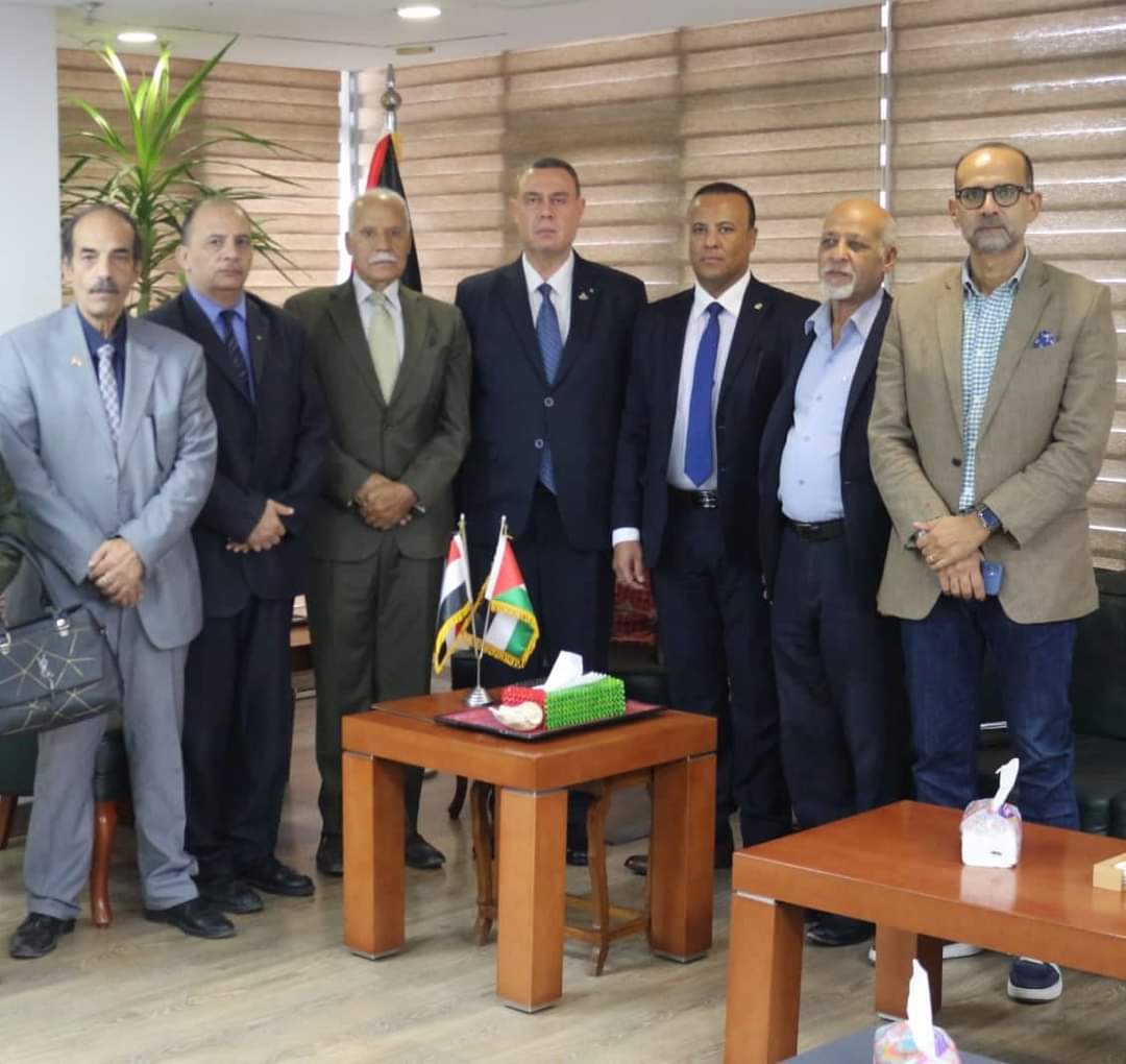 حزب العربي الناصري يلتقي سفير فلسطين (2)