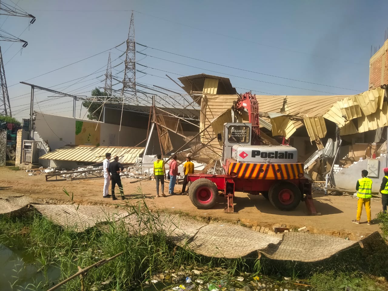 محافظة الجيزة تزيل 18 حالة متغيرات مكانية وتعديات على الأراضى الزراعية