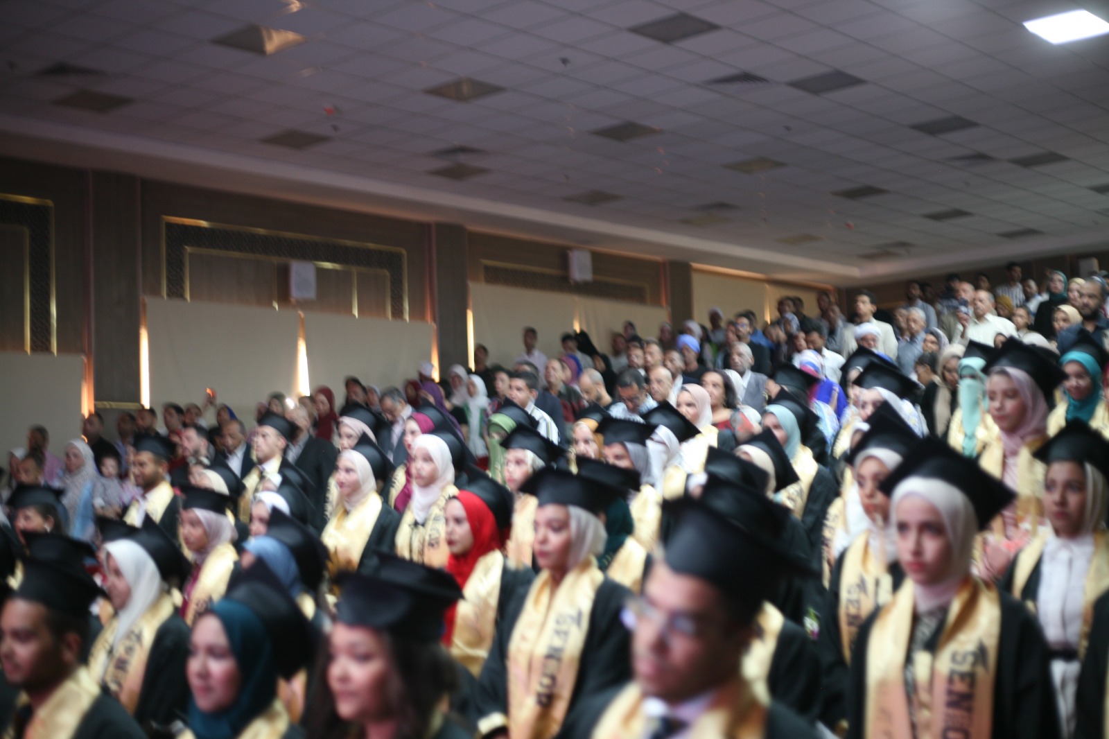 جامعة جنوب الوادي تحتفل بتخريج الدفعة الثالثة لكلية العلاج الطبيعى  (2)