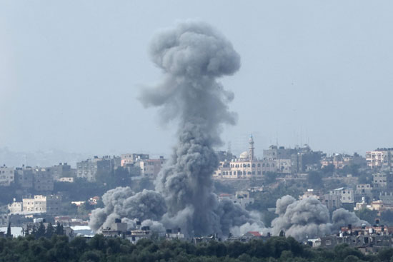 القصف الاسرائيلى على القطاع   (1)