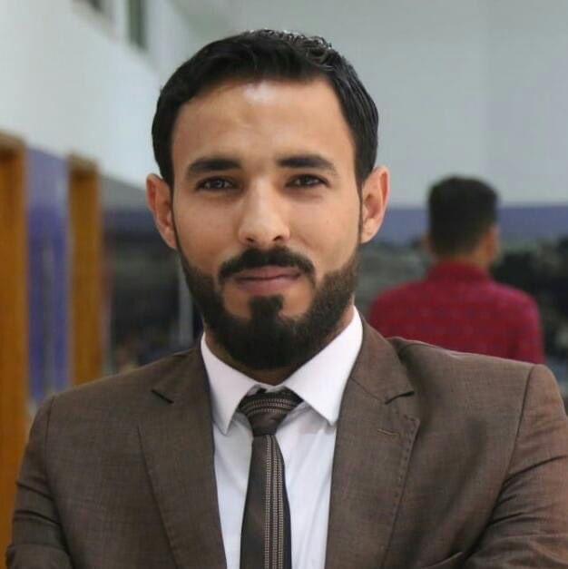 محمد أبو عمرة محامي فلسطيني تم قصف عائلته