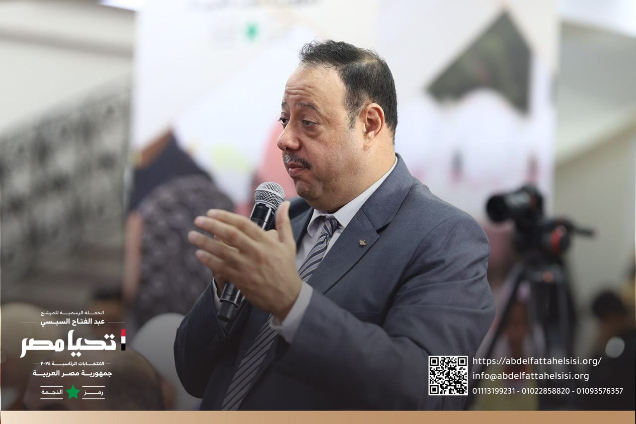 الحملة الرسمية للمرشح الرئاسى عبد الفتاح السيسي تستقبل وفداً من النقابة العامة لأعمال النقل الجوي   (16)