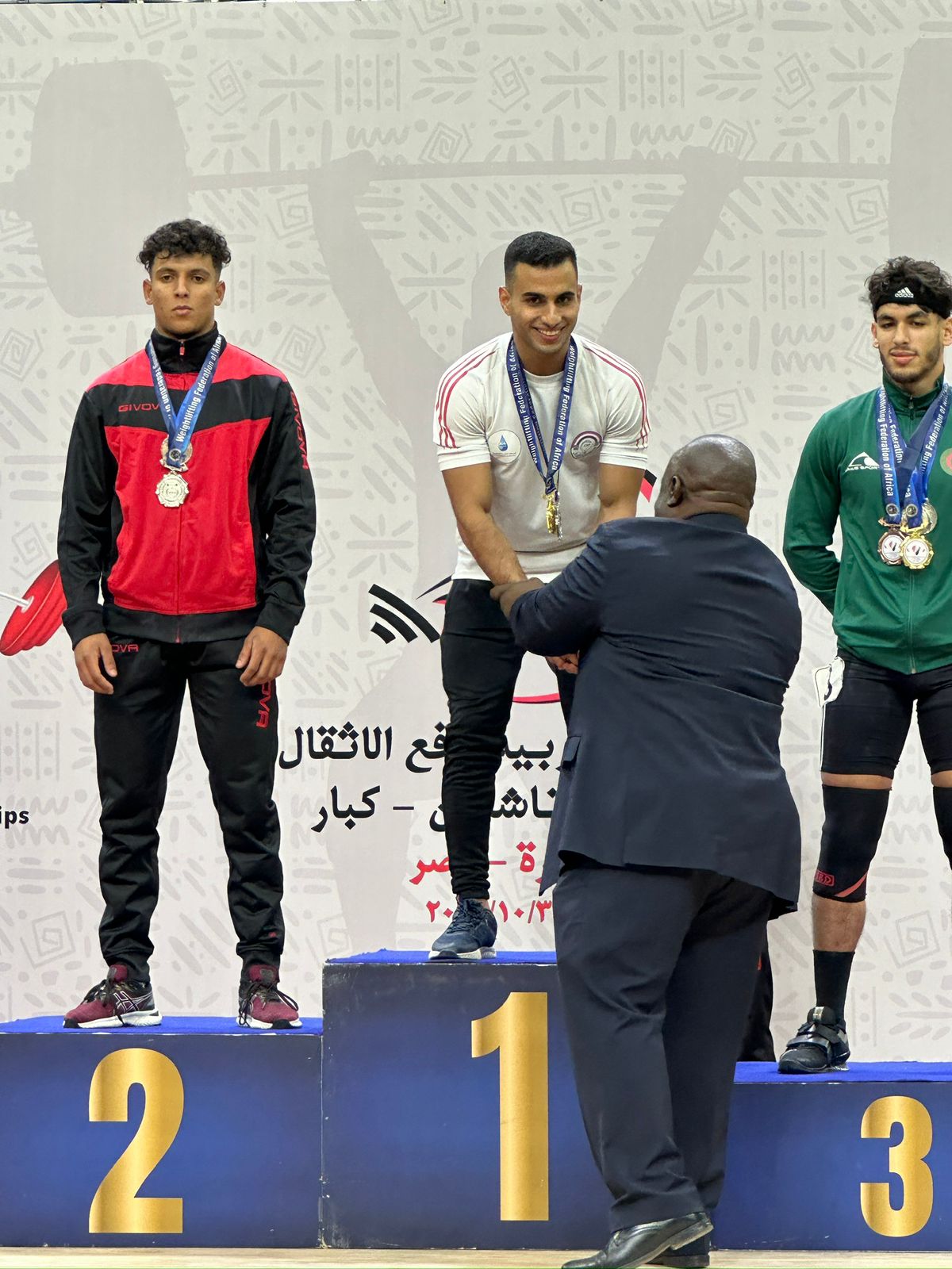 الطلاب حاصدي ميداليات البطولة الإفريقية والعربية وكأس الأندية الإفريقية لرفع الأثقال (2)