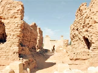 أرض البئر العظيم واطلال معبد قصر الزيان بالوادى الجديد  (2)