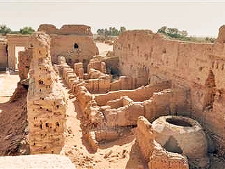أرض البئر العظيم ومعبد قصر الزيان بالوادى  (1)