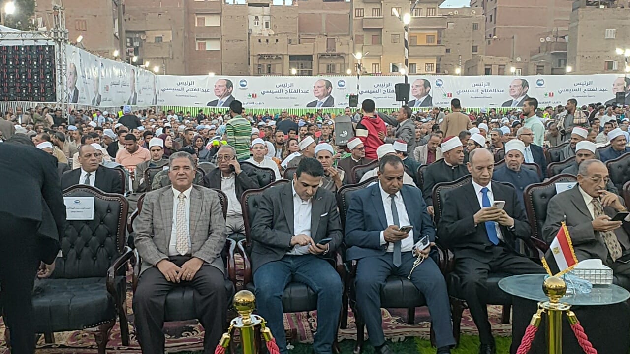  مؤتمر دعم المرشح الرئاسى عبد الفتاح السيسى بسوهاج (10)