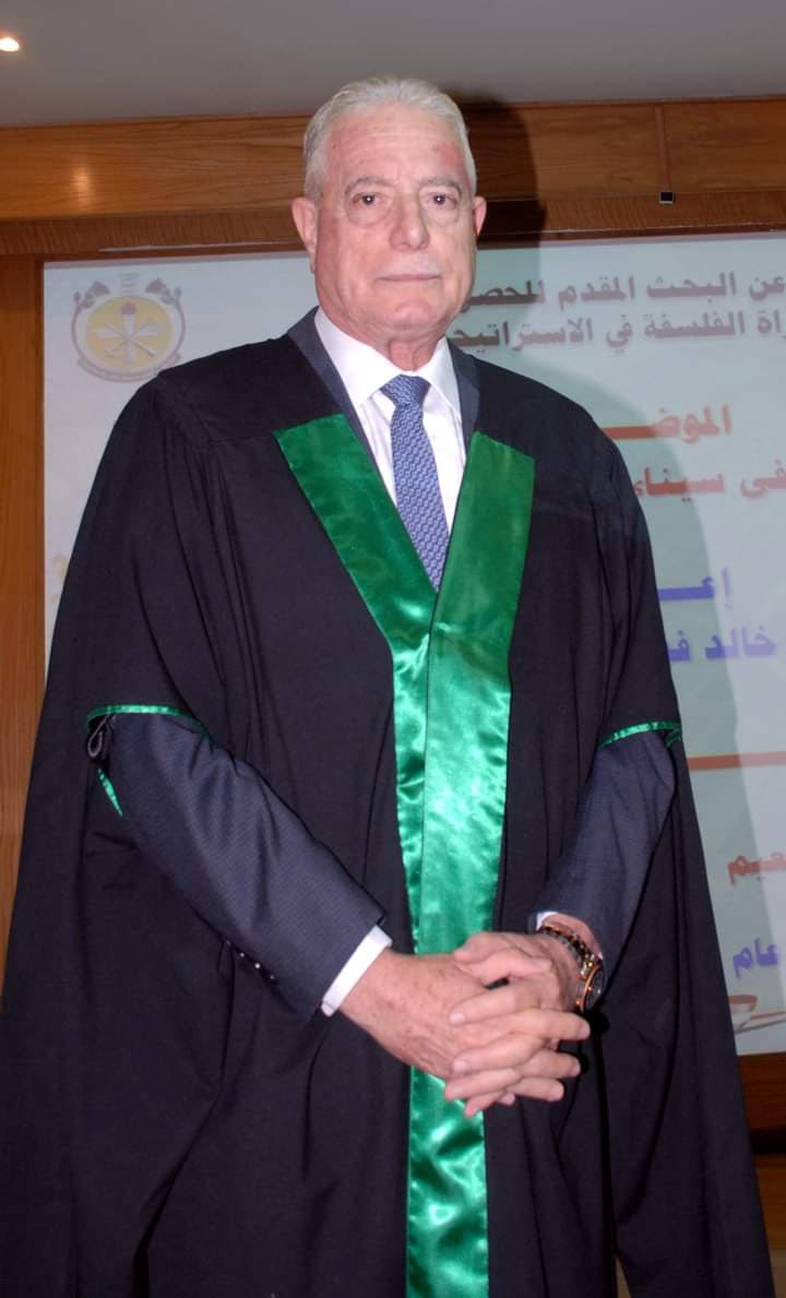 محافظ جنوب سيناء يحصل على درجة الدكتوراة (7)